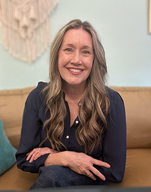 Debra Winter is a Vancouver based counsellor specializing in couples counselling and individual therapy.